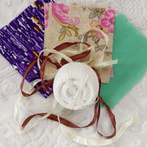 Куколка-малышка